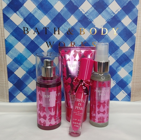 BATH & BODY WORKS 4-PIECE 'PERFECT IN PINK' LIP OIL & BODY SHIMMER GIFT SET - Picture 2 of 14